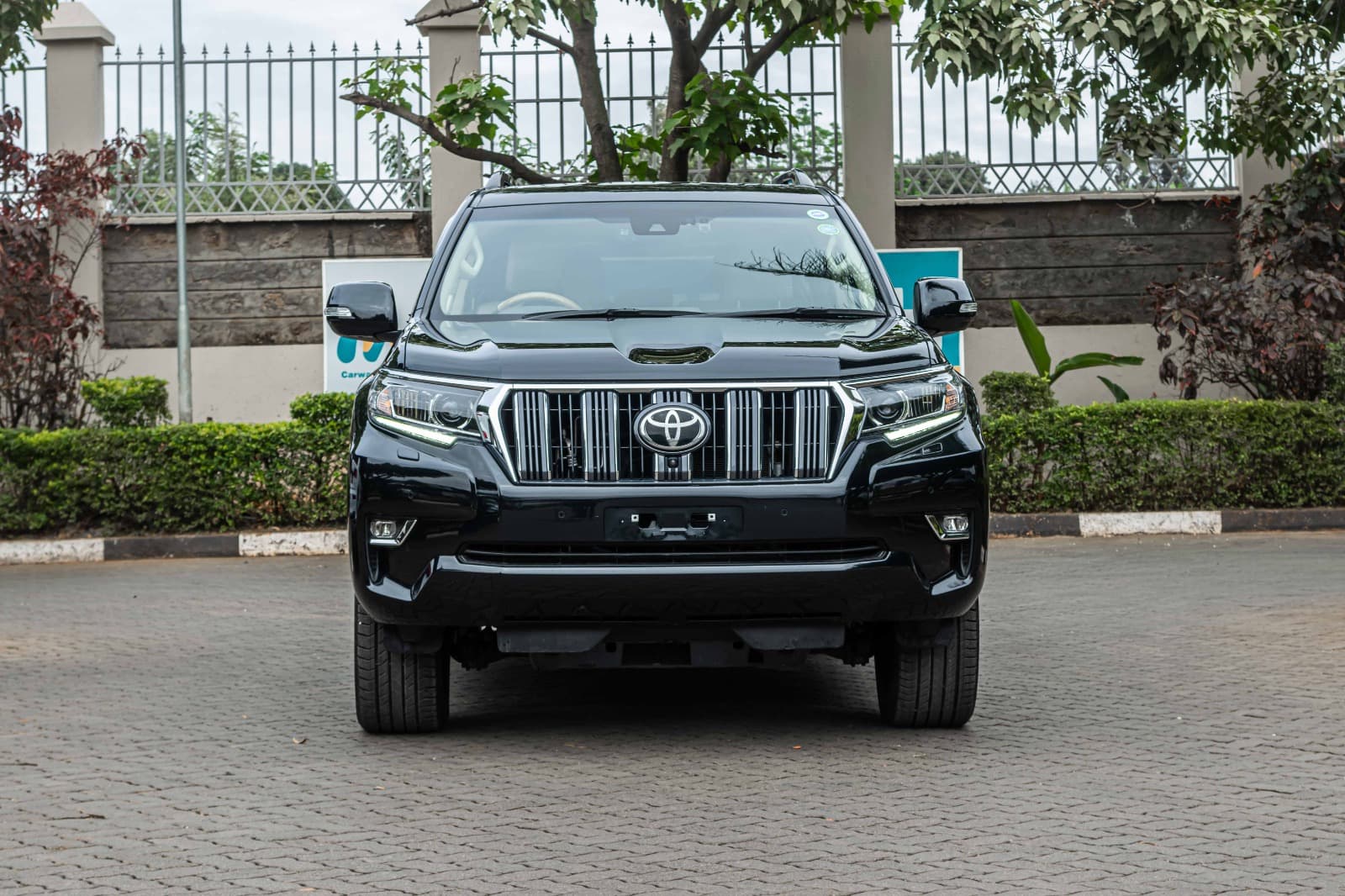 2020 Toyota Land Cruiser Prado, photo 1 of 26