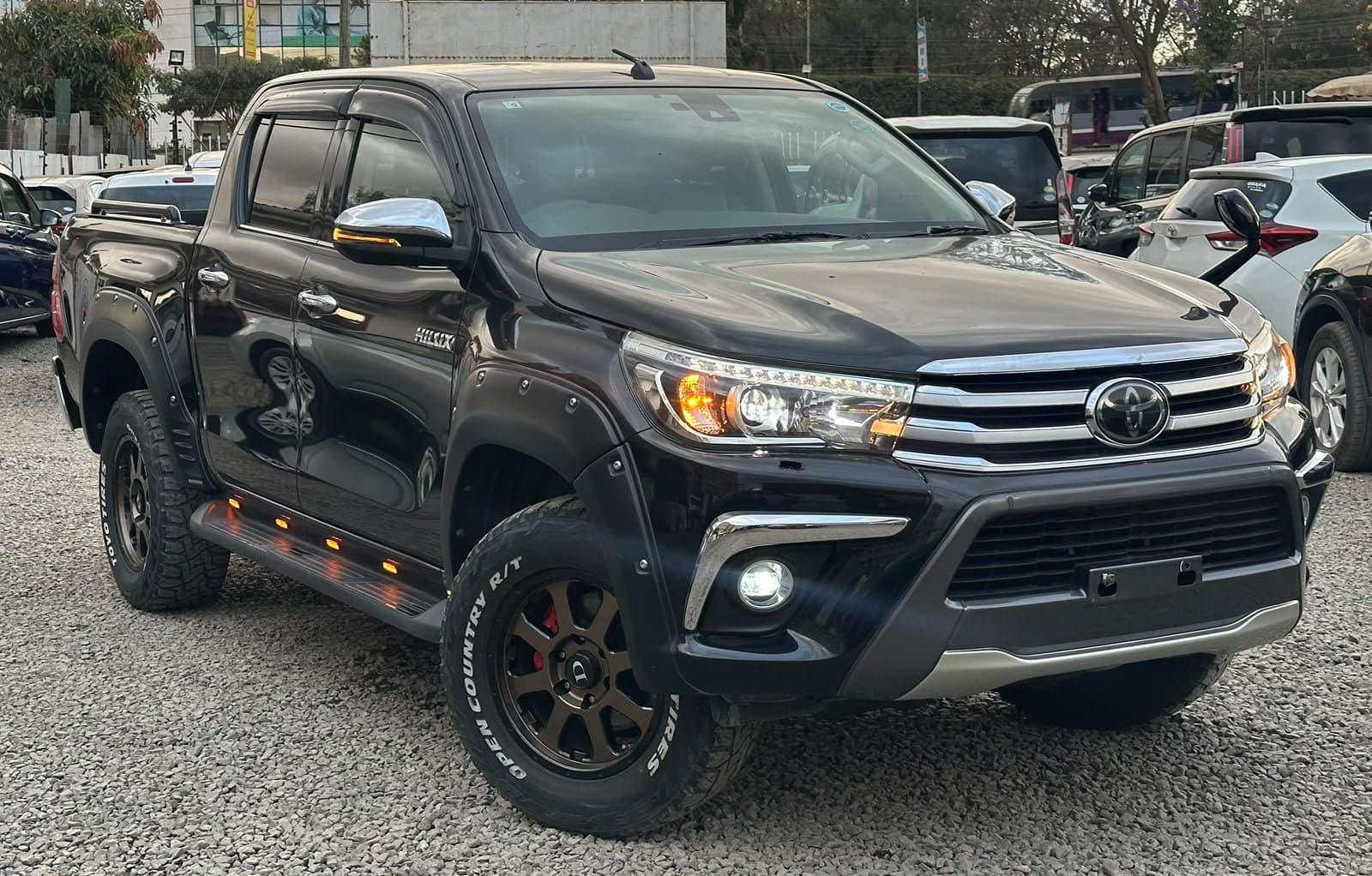 2018 Toyota Hilux Double Cab, photo 1 of 10